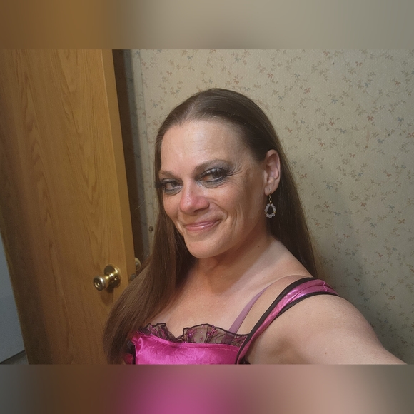 Meet your Posher, Billie - Picture 3 of 4